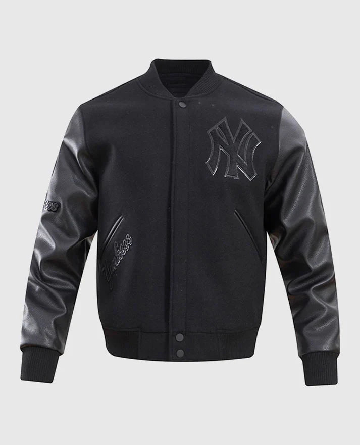 MLB New York Yankees Mens Black Varsity Jacket